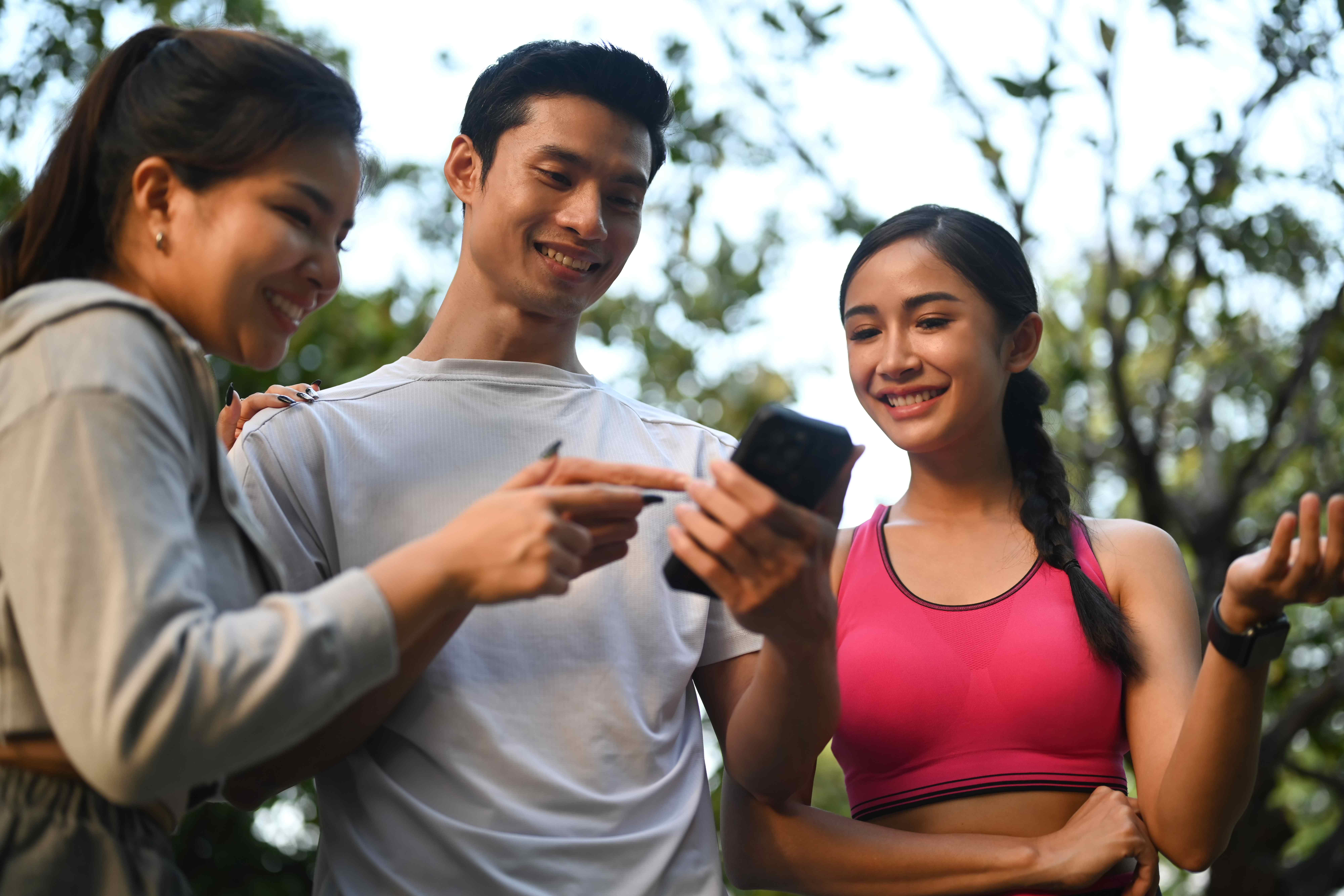 People tracking fitness progress together